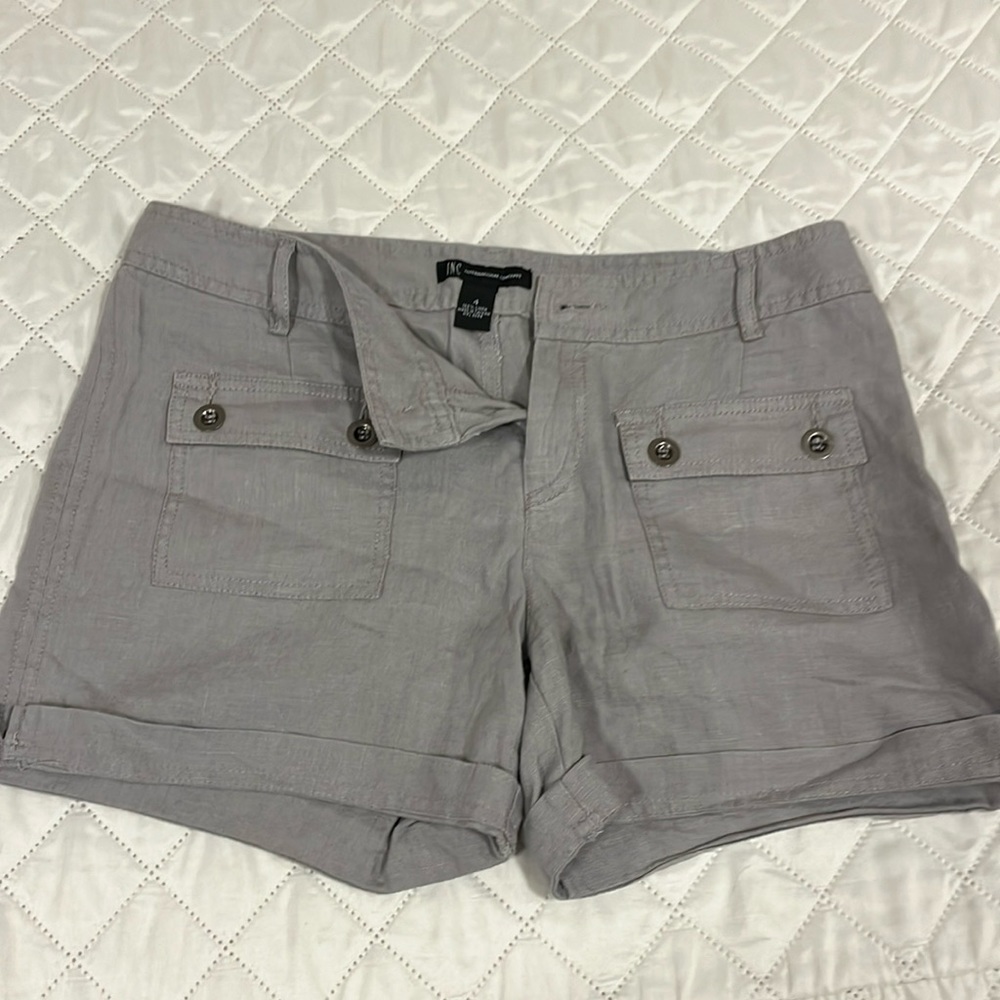 🤗INC, gray linen short, size 4